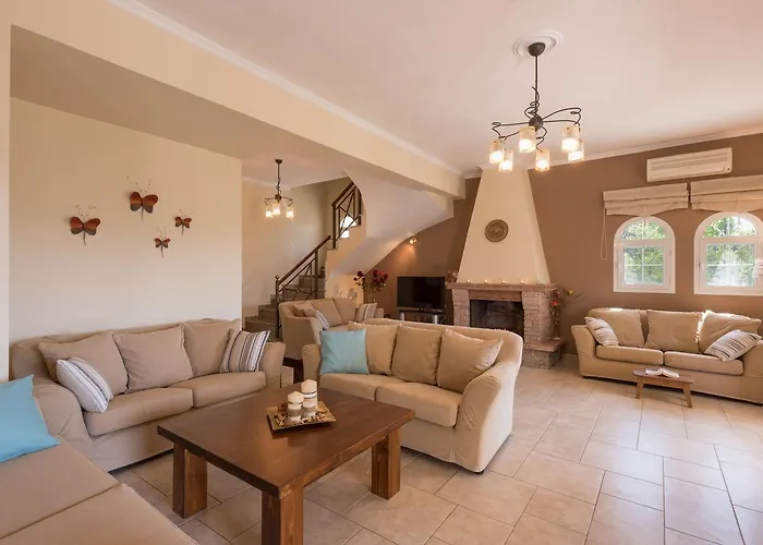 Corfu Kokkini With Swimming Pool Βίλα