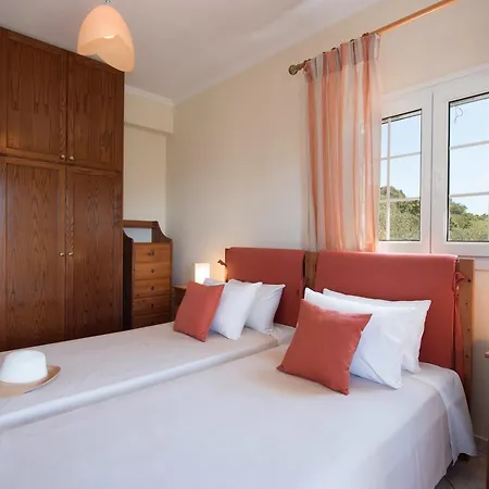 Villa Corfu Kokkini With Swimming Pool Kokkínion