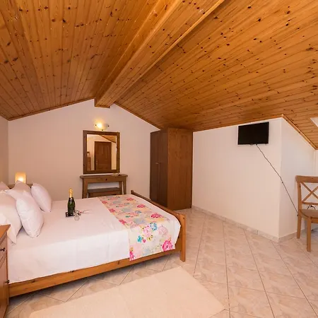 Corfu Kokkini With Swimming Pool